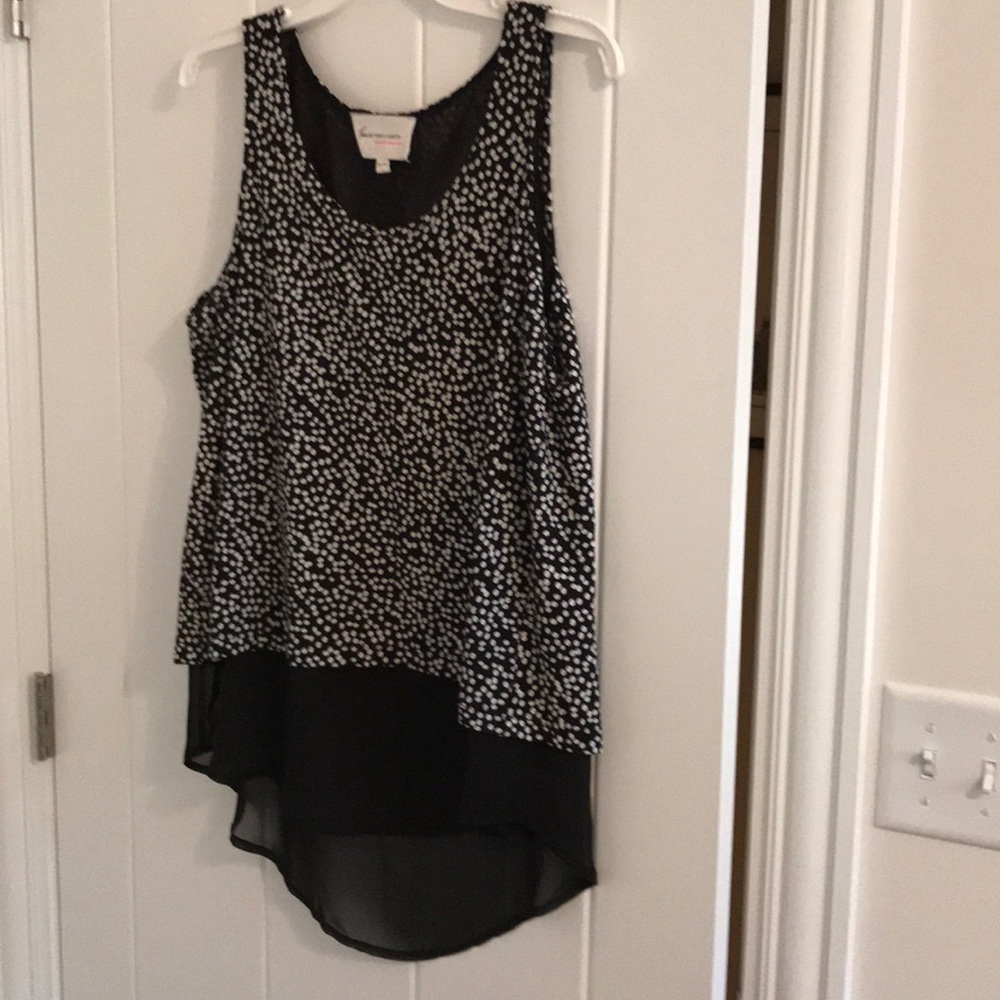 Vince camuto tank top with sheer underlay